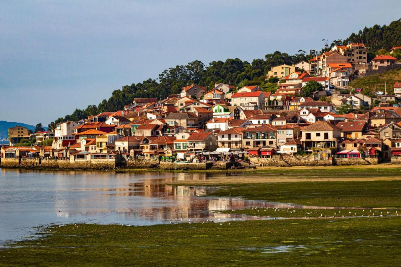 Apartamentos Casa Mucha กอมบาร์โร ภายนอก รูปภาพ